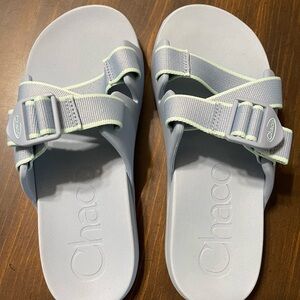 Chaco, size 7, light blue sandals